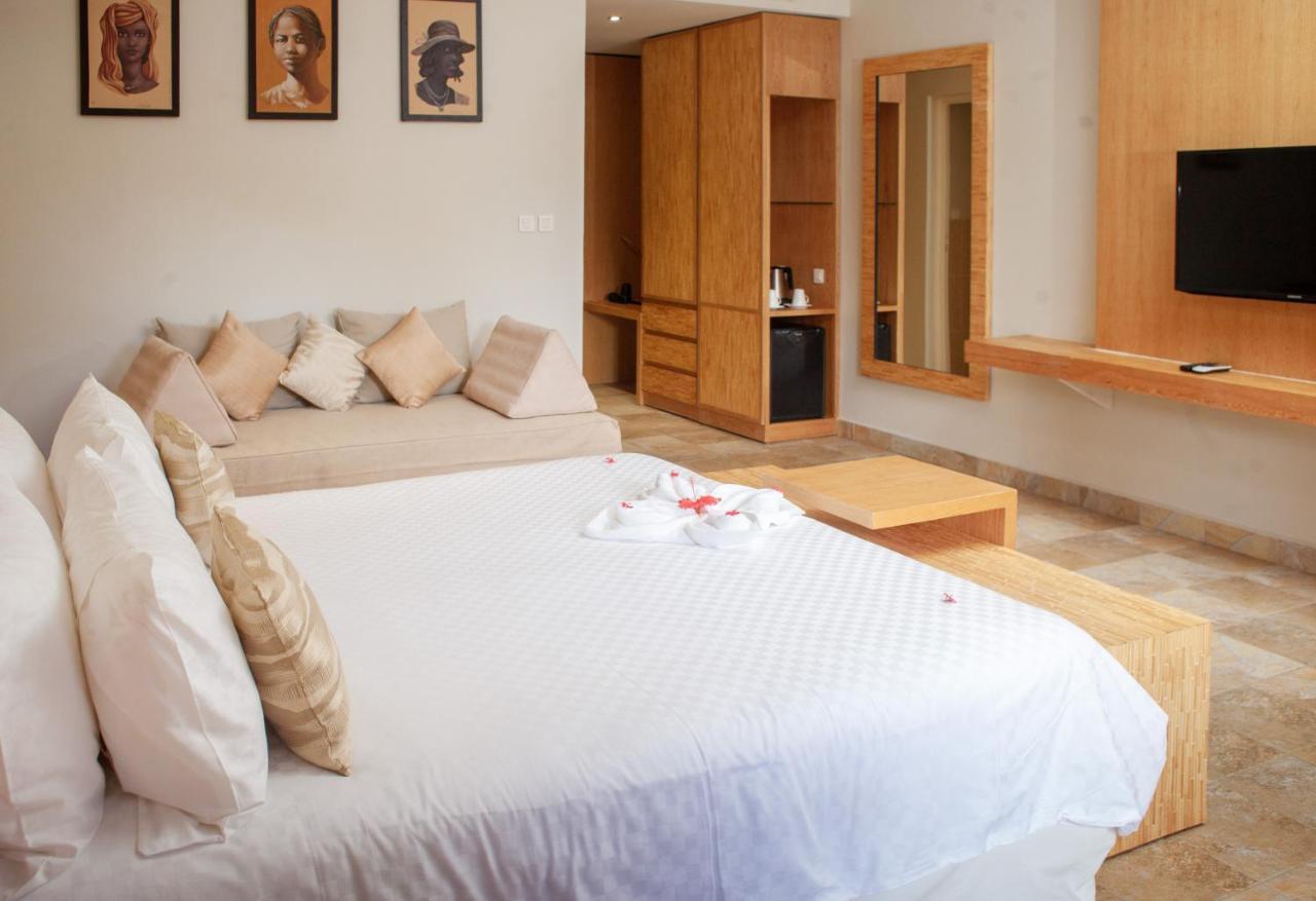 Royal Beach Hotel Амбатолоака Экстерьер фото